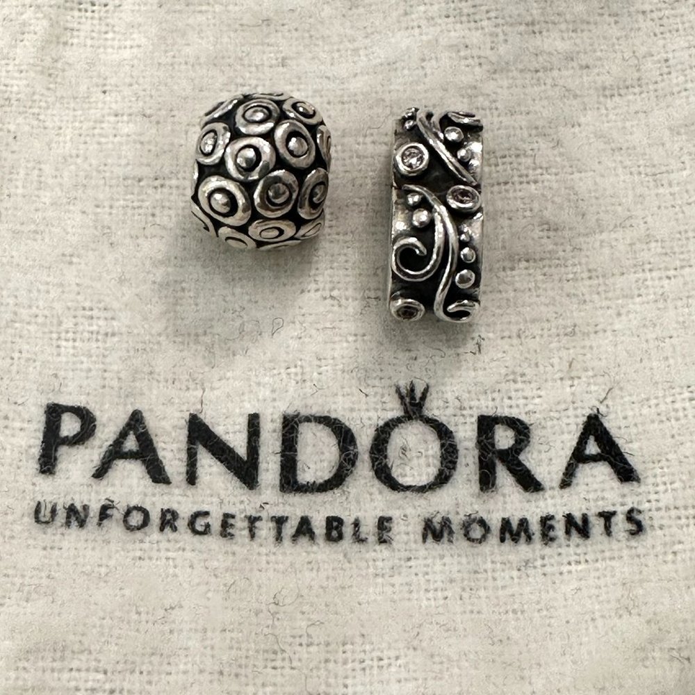 (2) Authentic Pandora Charm & Clip Clear CZ Stones Black Swirls Circles Sliver